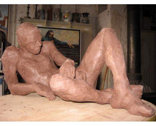 Homme couché